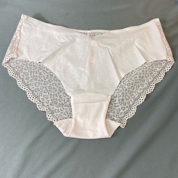 Victoria’s Secret Pink Lace Panties - Picture 1 of 16
